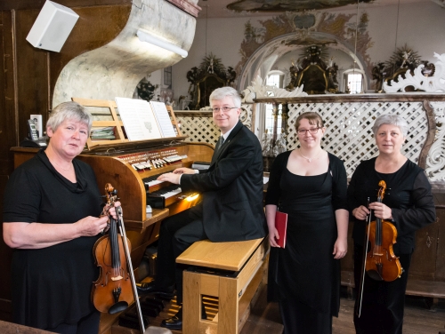 Die Interpreten beim Konzert; von links nach rechts: Carola Kroczek, Berthold Gaß, Susanne Gaß und Rosemarie Beer-Schmitt (Foto: Björn Hein)